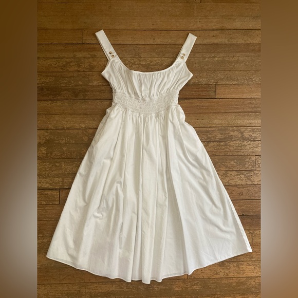 Ciao Lucia Lara Dress in White Cotton - Picture 4 of 9